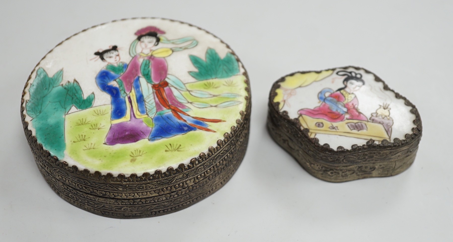 Two Chinese enamelled metal boxes, largest 10.5cm diameter